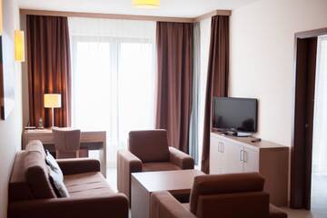 Фото номера Апартаменты «Комфорт» с балконом Отель Baltic Plaza Hotel Medi Spa г. Колобжег 5