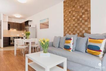 Фото номера Улучшенные апартаменты с 1 спальней, 14 Portowa Street Апартаменты Jantar Apartamenty -Prestige Portowa г. Колобжег 3