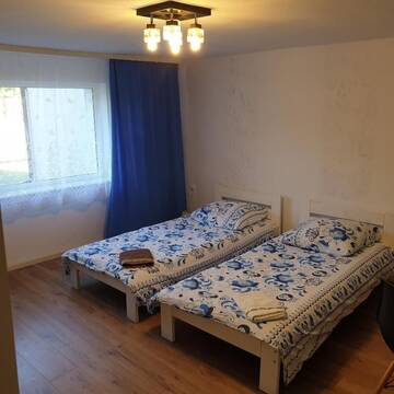 Фото номера Трехместный номер с собственной ванной комнатой Хостелы Hostel Kolobrzeg г. Колобжег 7