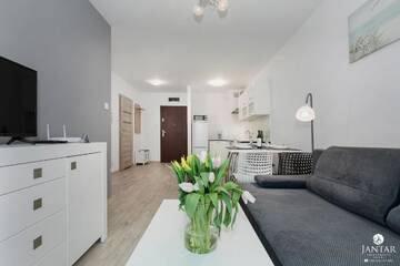 Фото номера Апартаменты с 1 спальней и видом на сад (4 взрослых) Апартаменты Jantar Apartamenty - Port Rybacki г. Колобжег 26