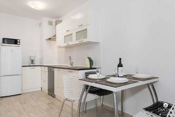 Фото номера Апартаменты с 1 спальней и видом на сад (4 взрослых) Апартаменты Jantar Apartamenty - Port Rybacki г. Колобжег 23