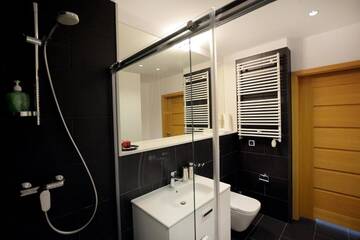 Фото номера Three-Bedroom Apartment (1 - 10 Adults) Апартаменты Apartament Superior Olympic Park z 3 Sypialniami г. Колобжег 61